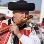 Rozhovor s lektorom Michalom Fiľom: Ako začať s drevorezbou